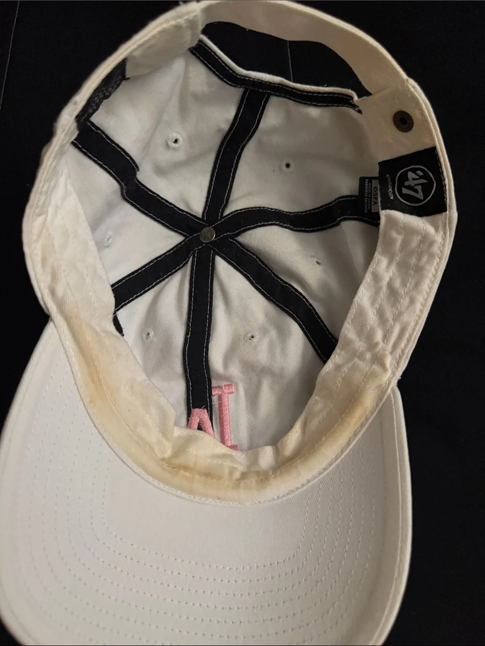 '47 White Cap with Pink LA Accent